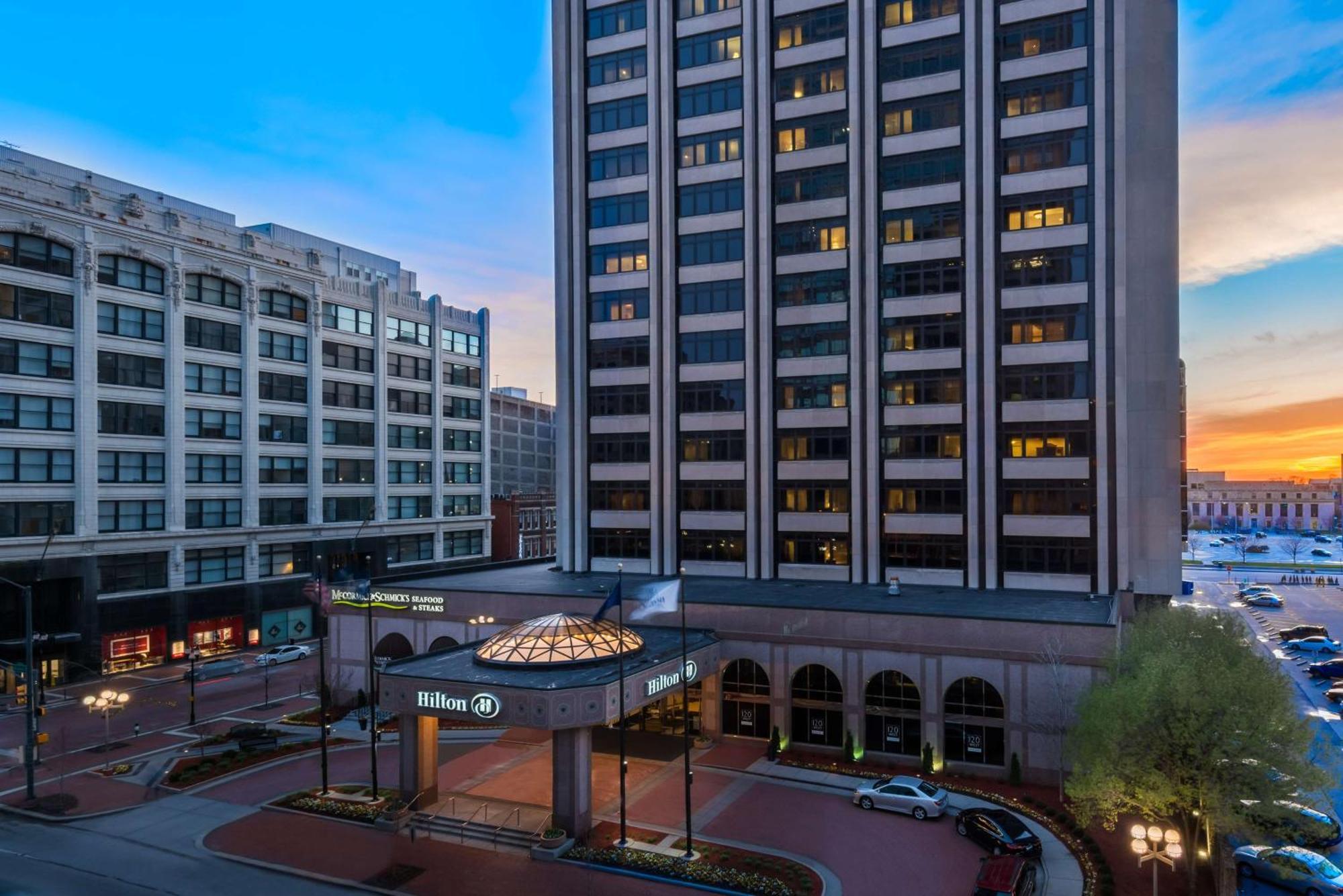 Hilton & Hotel 3*