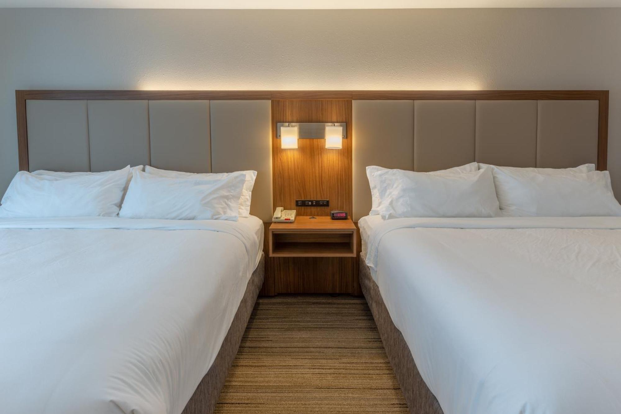 Express - - Southeast By Ihg Hotel 2*