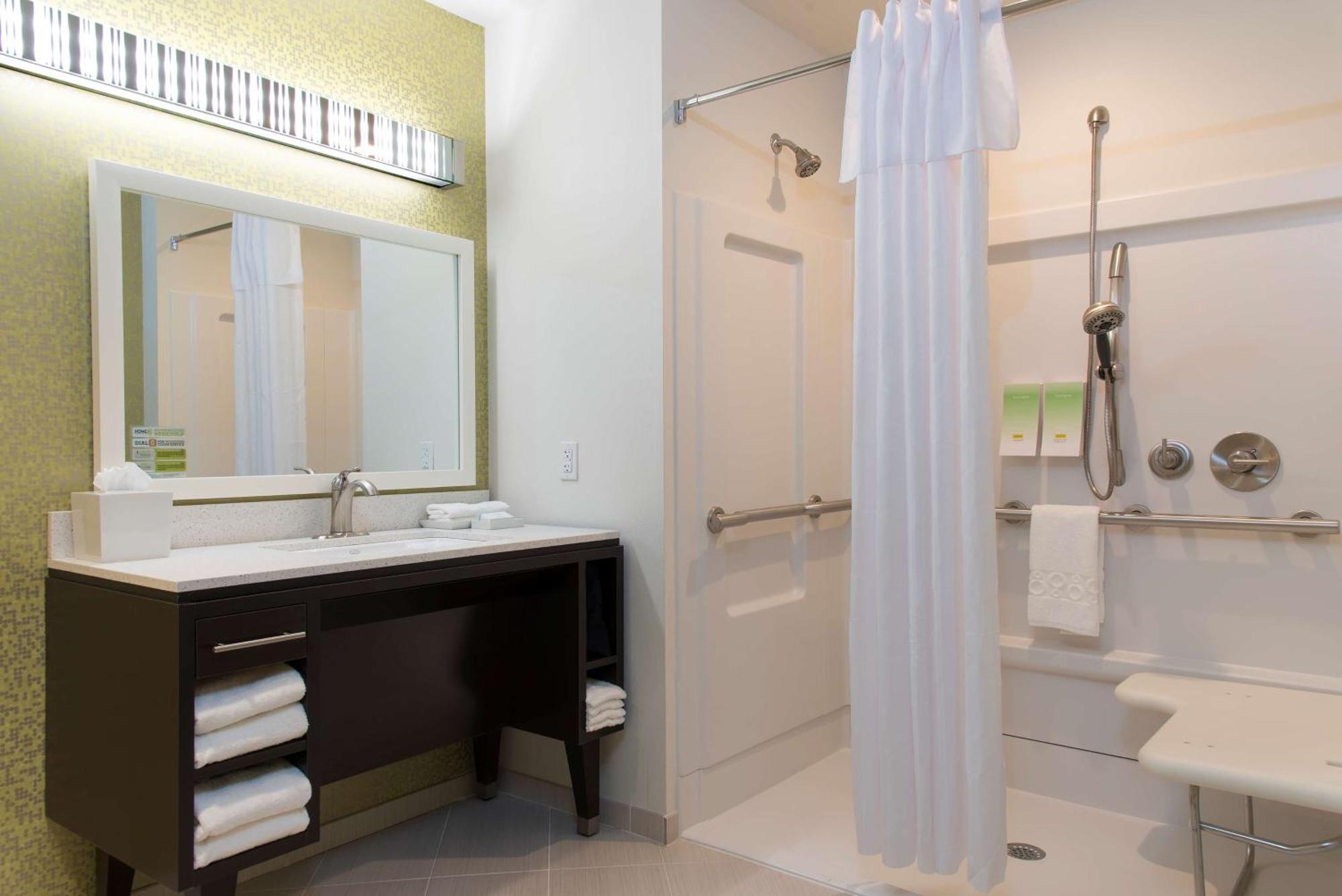 Hotel Home2 By Hilton Downtown Indianapolis
