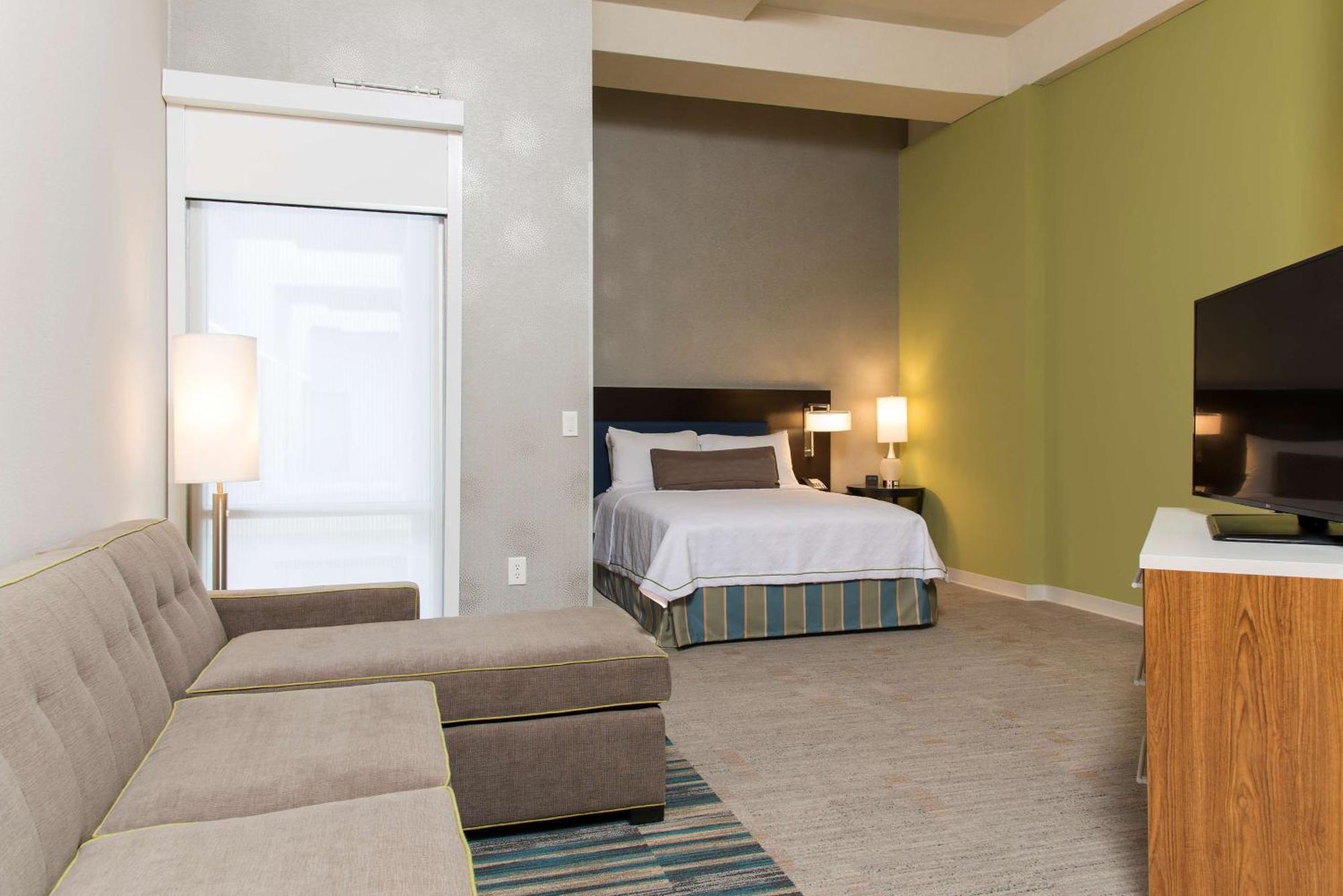 Hotel Home2 By Hilton Downtown Indianapolis