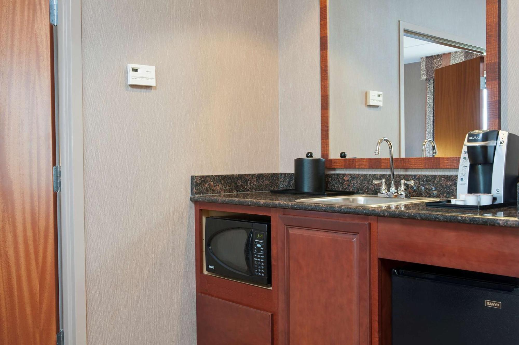 Hilton Garden South/greenwood