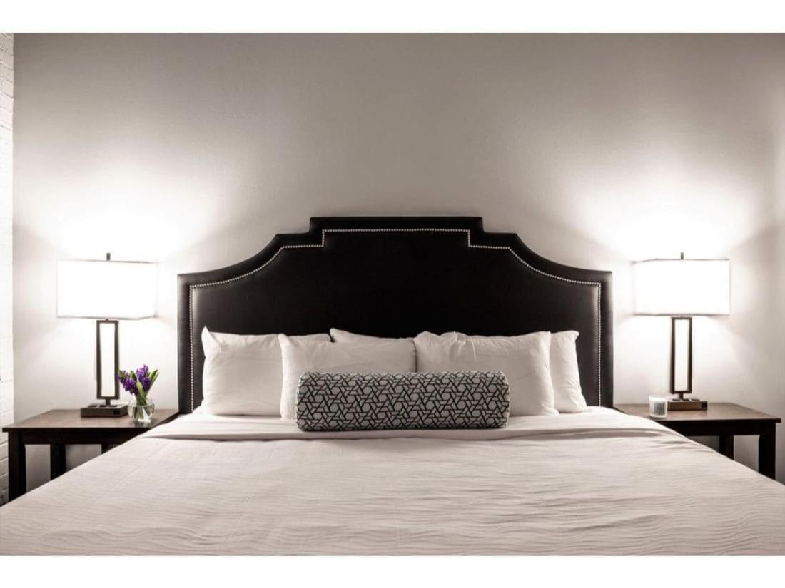 Beautiful 2br 2ba In The Block By Cozysuites *