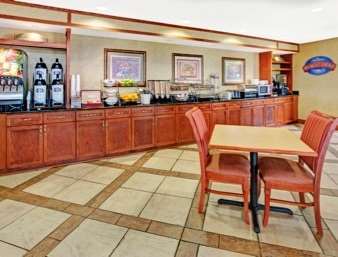 Hotel Baymont By Wyndham West Indianapolis