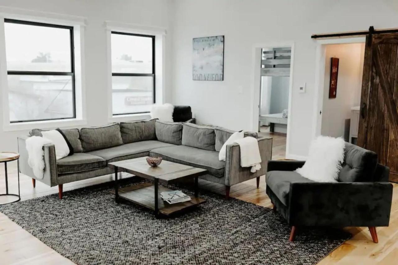 Stadium Lofts On Meridian Apartment Indianapolis
