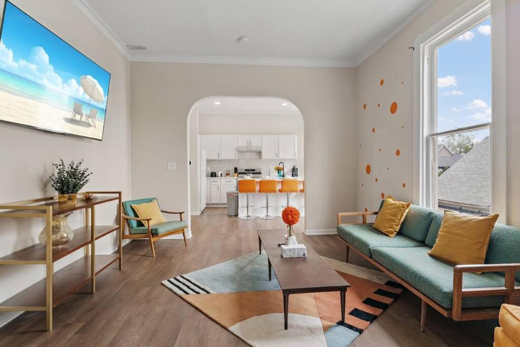 3br Chic Modern - Location Indianapolis