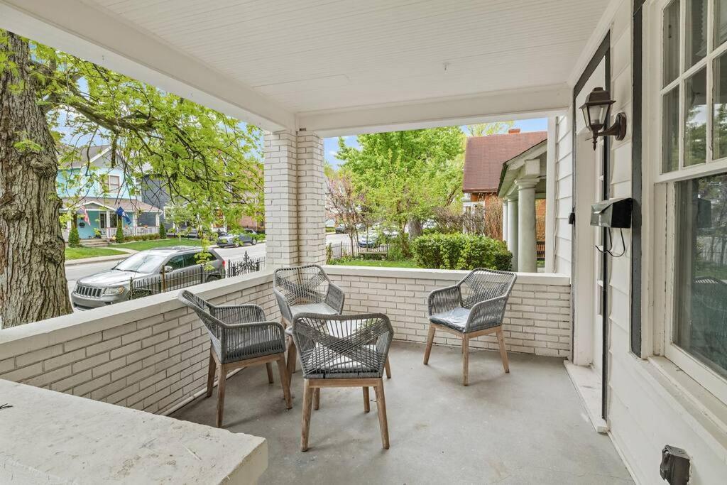 3br Chic Modern - Location