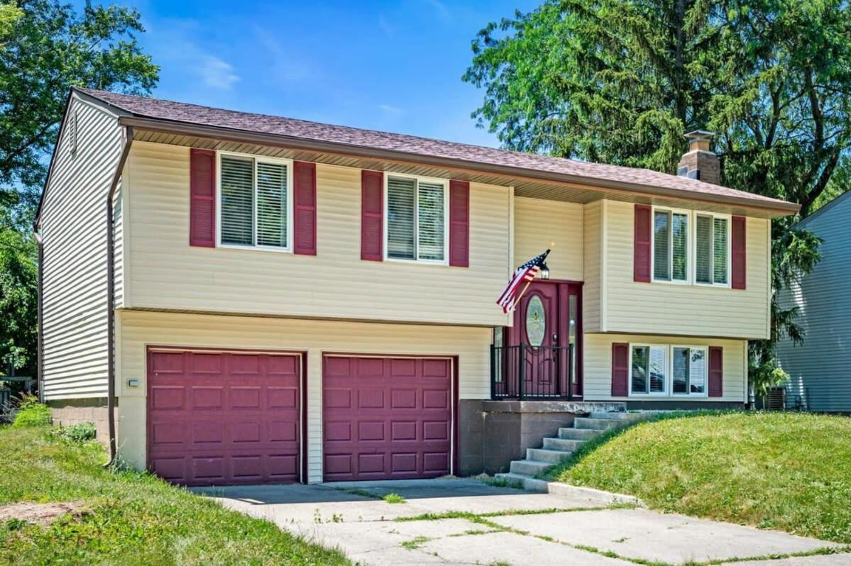 Westside Splendor- 10 Mins To Speedway- Firepit Holiday home