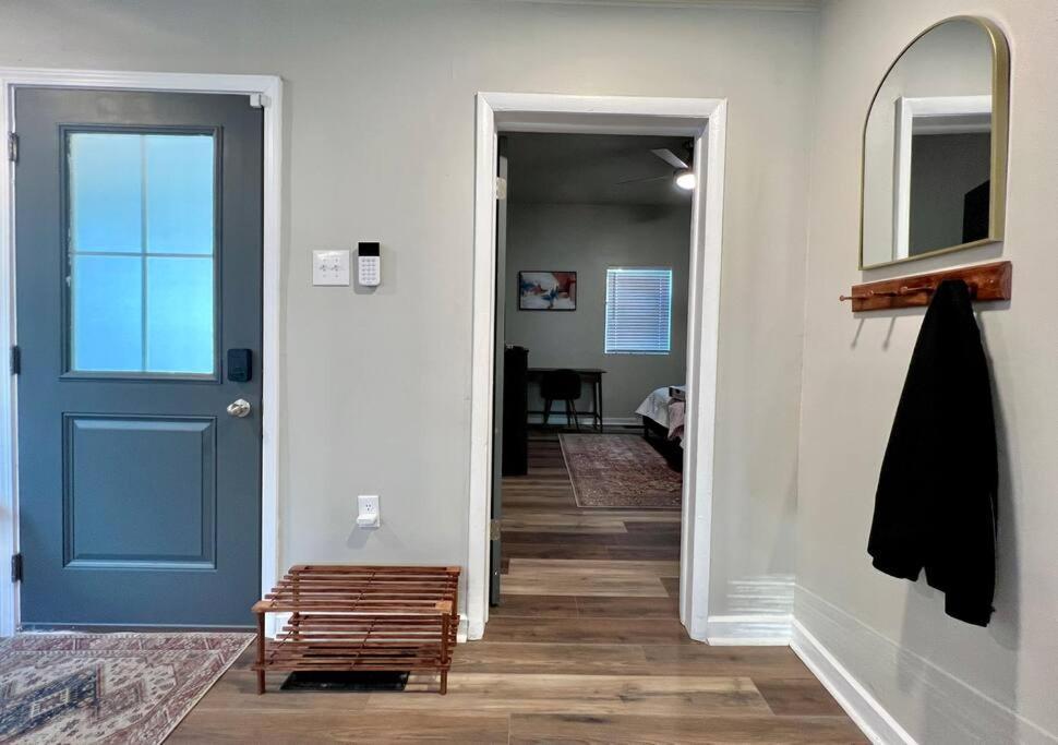 Modern Style Near Dt Indy & Major Attractions Apartment Indianapolis