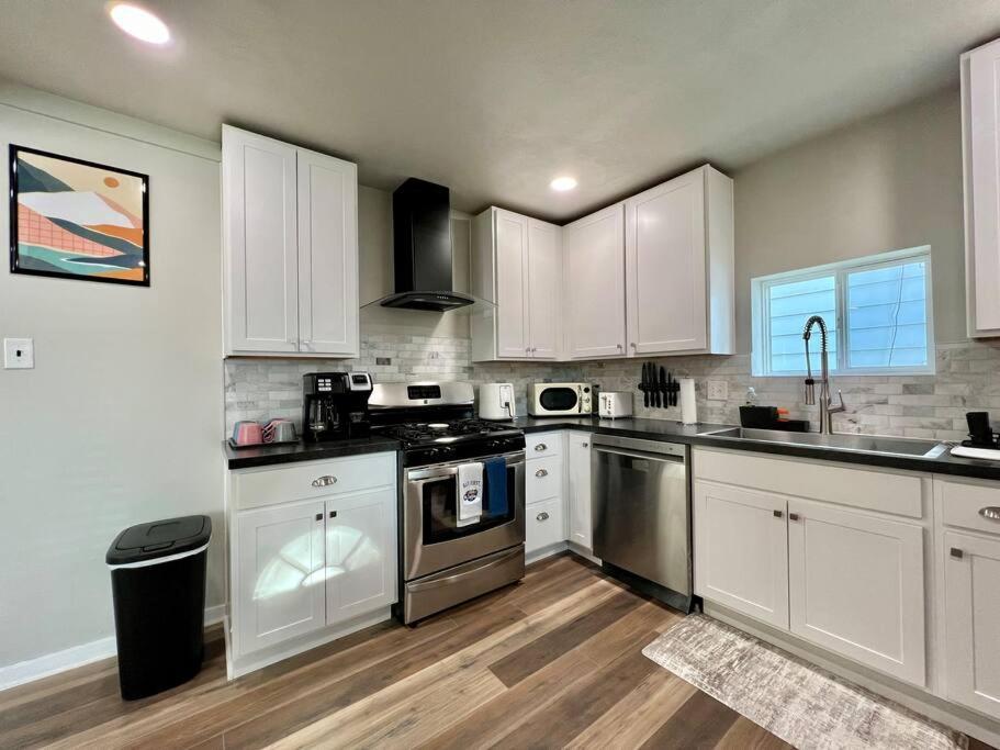 Modern Style Near Dt Indy & Major Attractions *