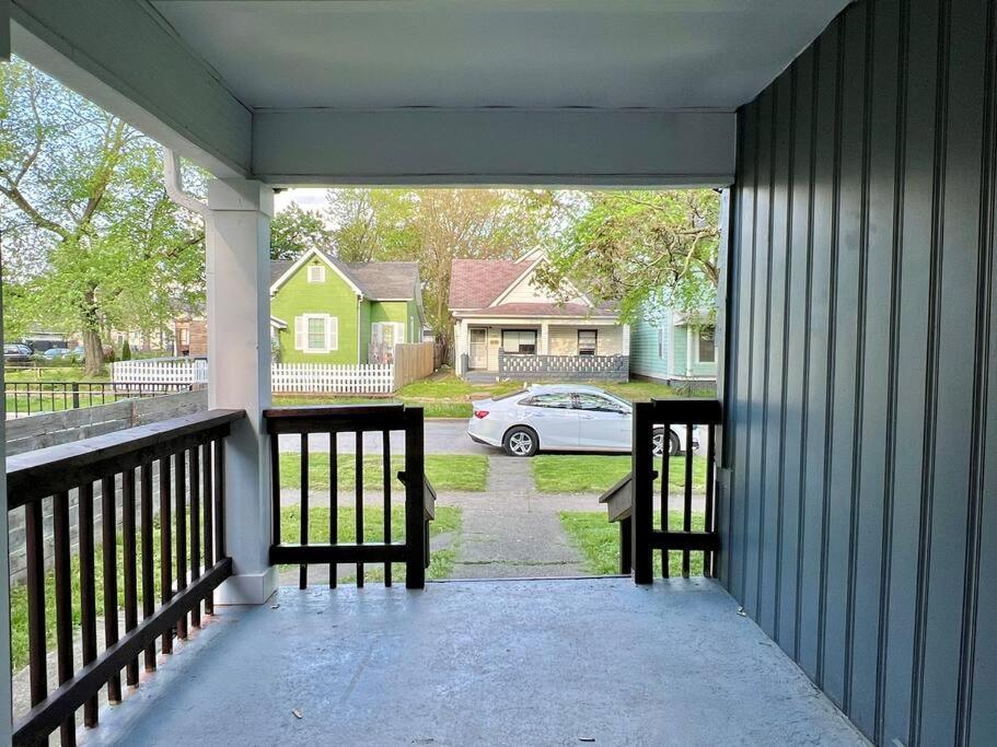 Modern Style Near Dt Indy & Major Attractions Apartment Indianapolis