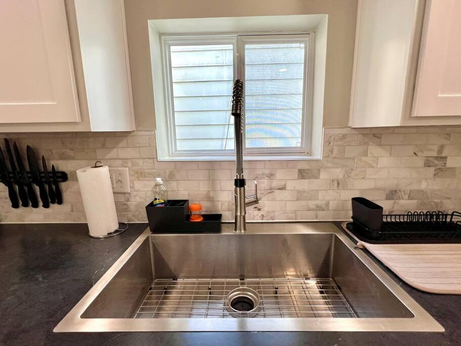 Modern Style Near Dt Indy & Major Attractions Indianapolis