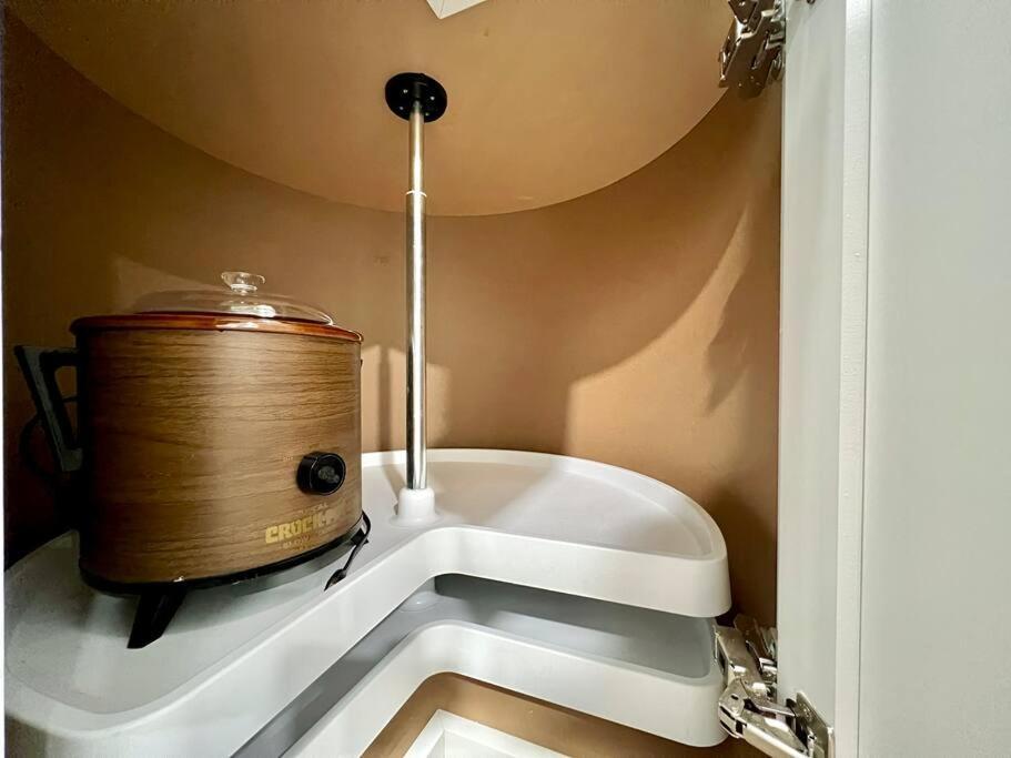 Modern Style Near Dt Indy & Major Attractions Apartment Indianapolis