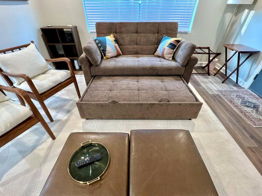 Apartment Modern Style Near Dt Indy & Major Attractions