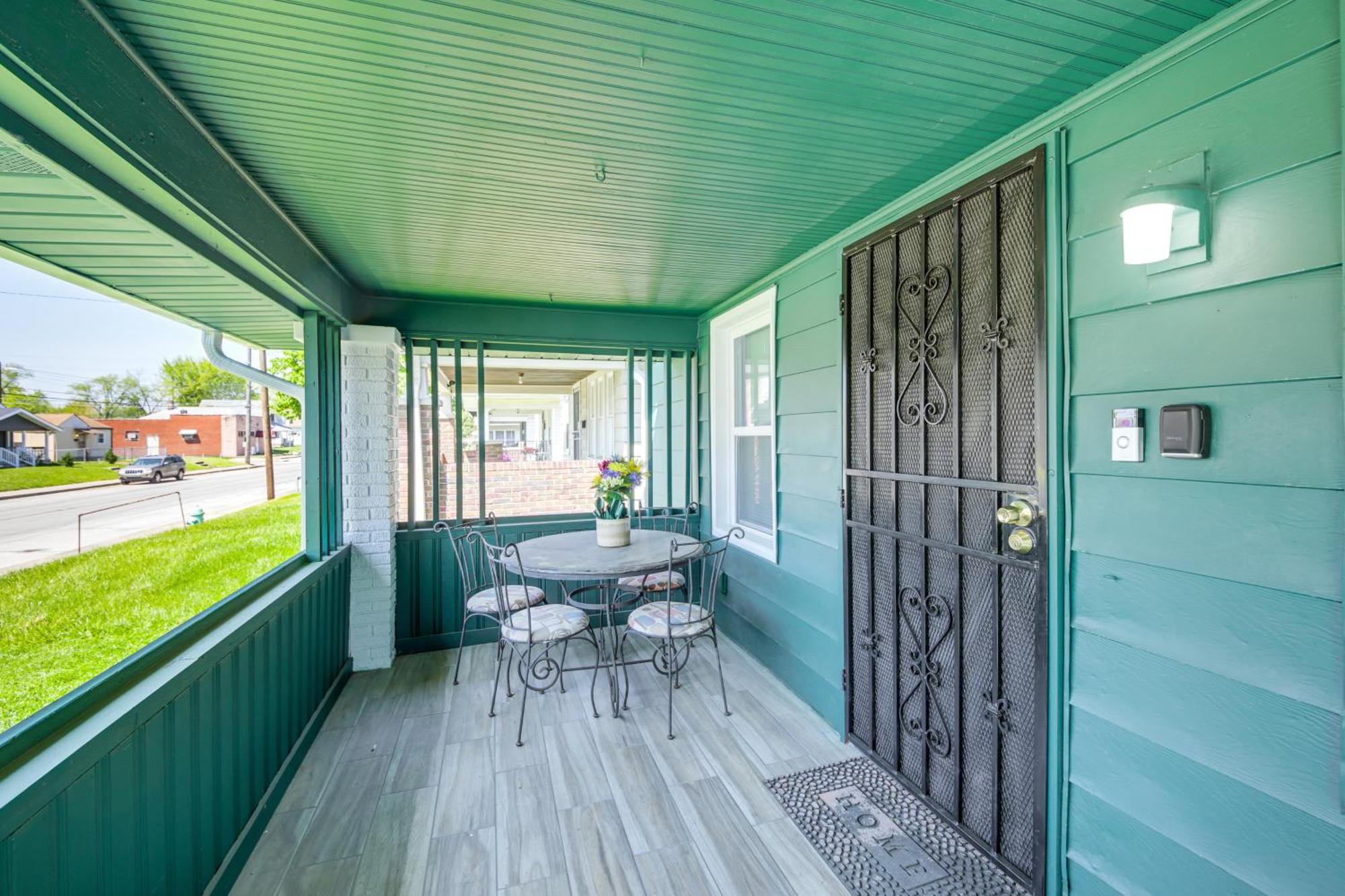 1925 Bungalow-style About 2 Mi To Downtown Indy! Holiday home