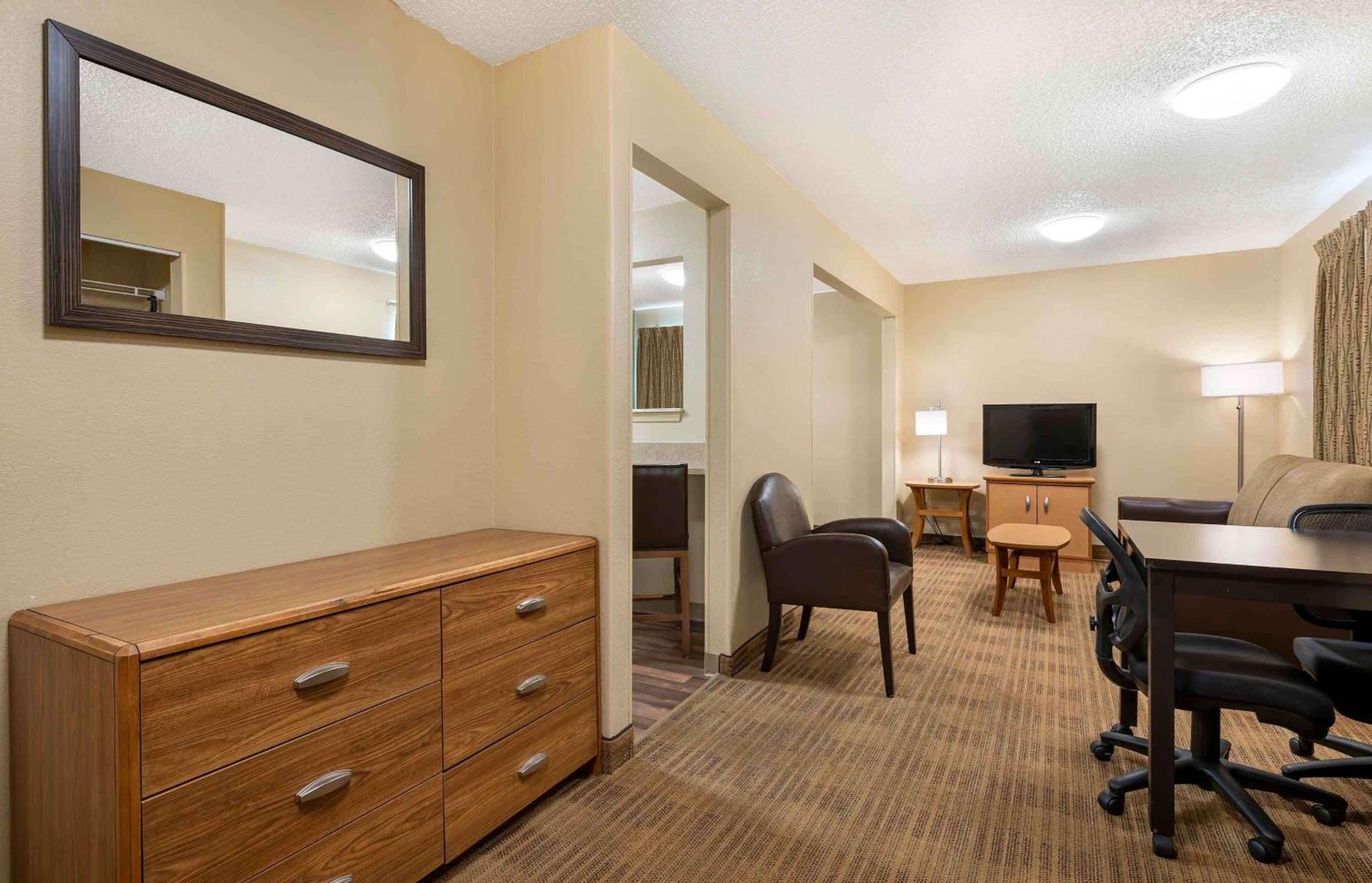 Suburban Hotel Indianapolis