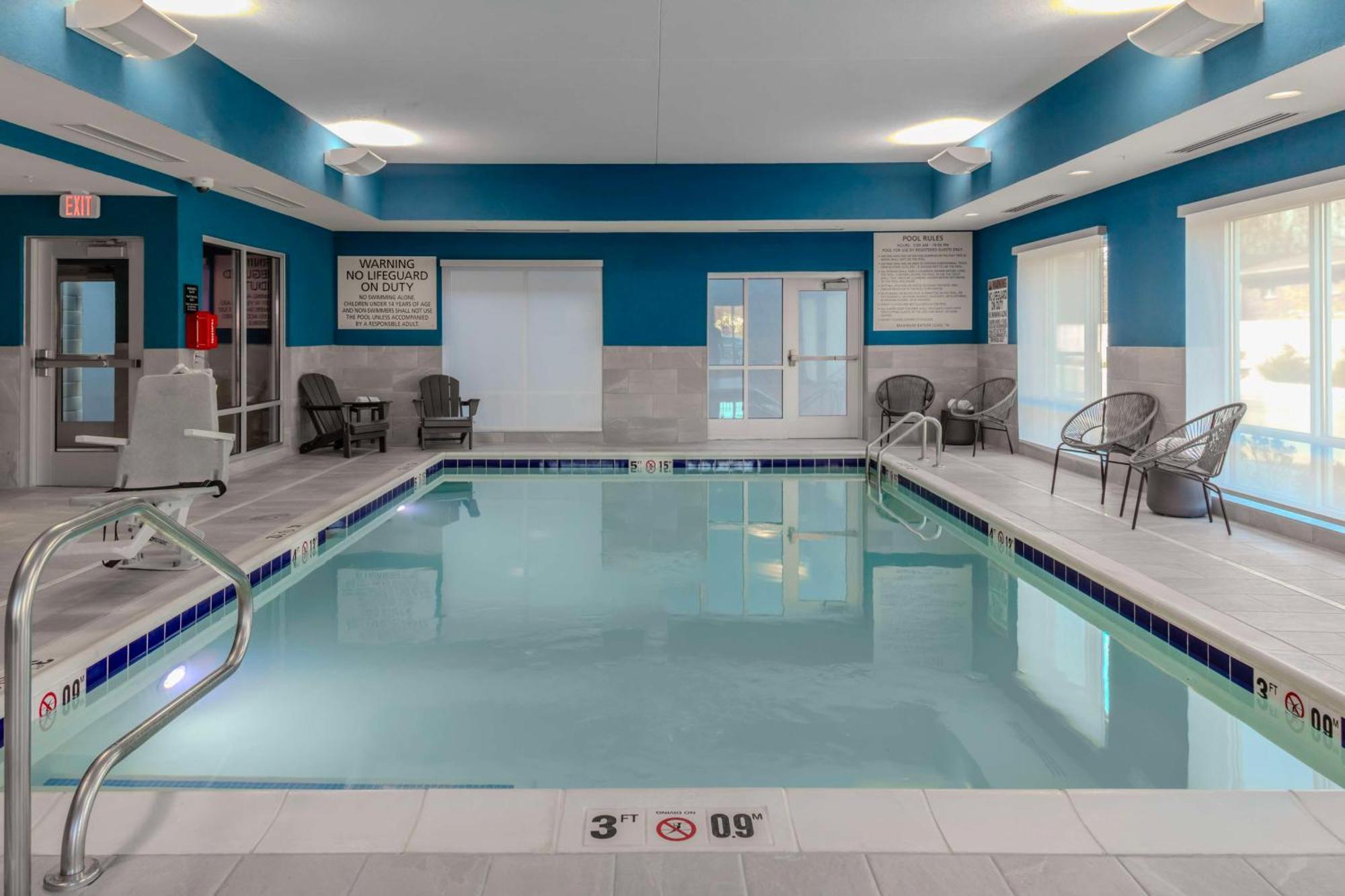 Hotel Hampton & West Speedway Indianapolis