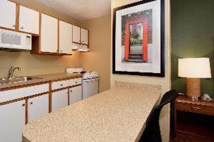 Suburban Hotel 2*