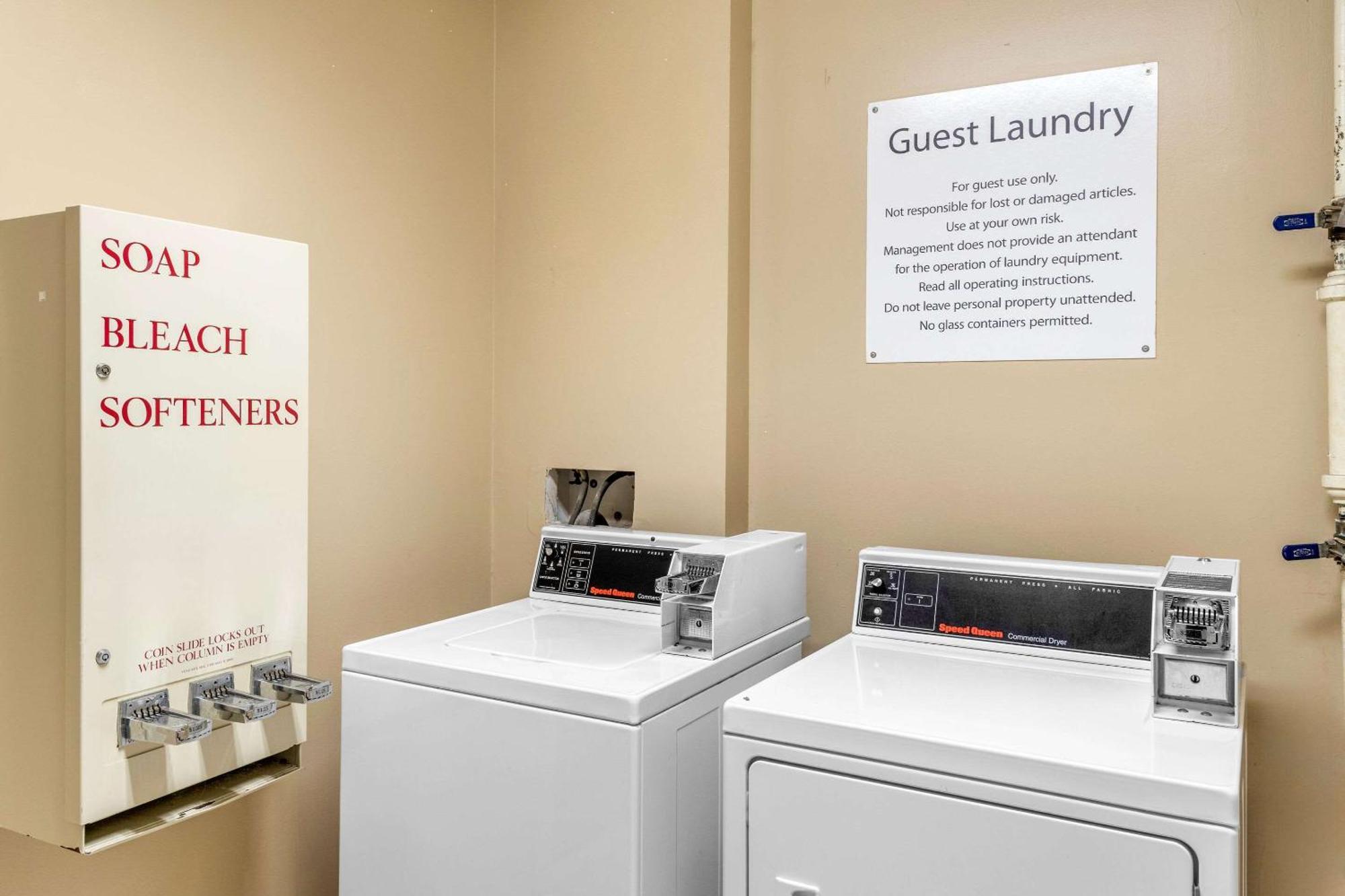 Clarion & Northwest Inn 3*