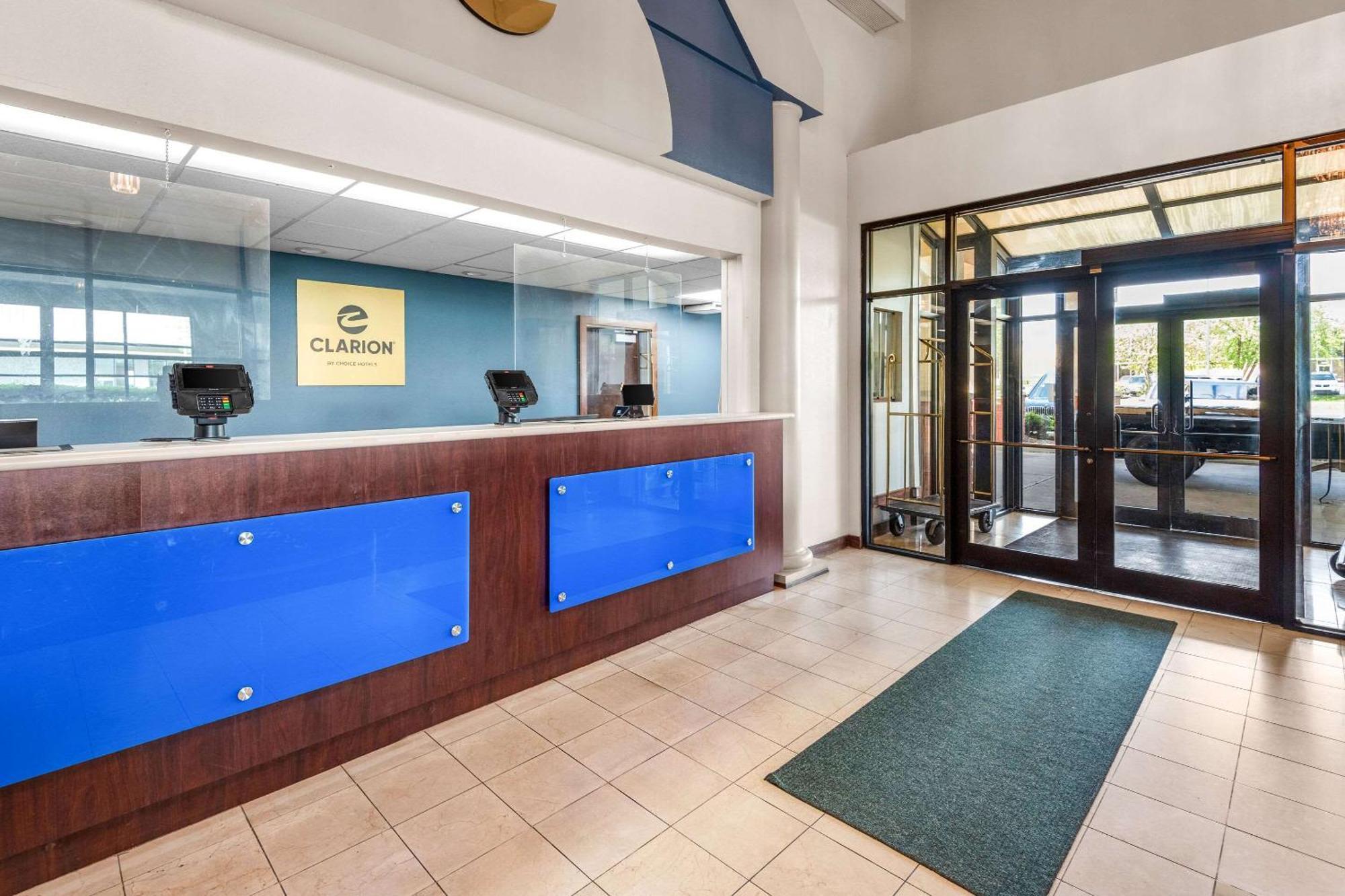 Inn Clarion & Northwest