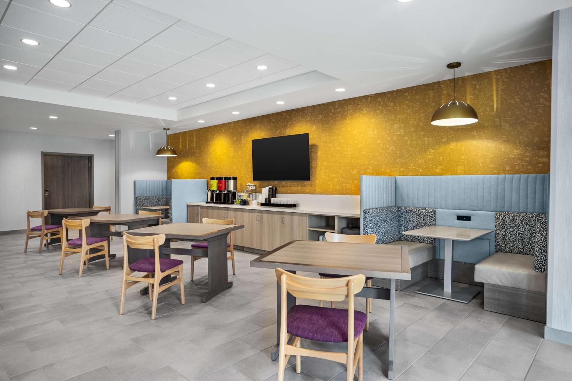 Home2 By Hilton North At Intech Park