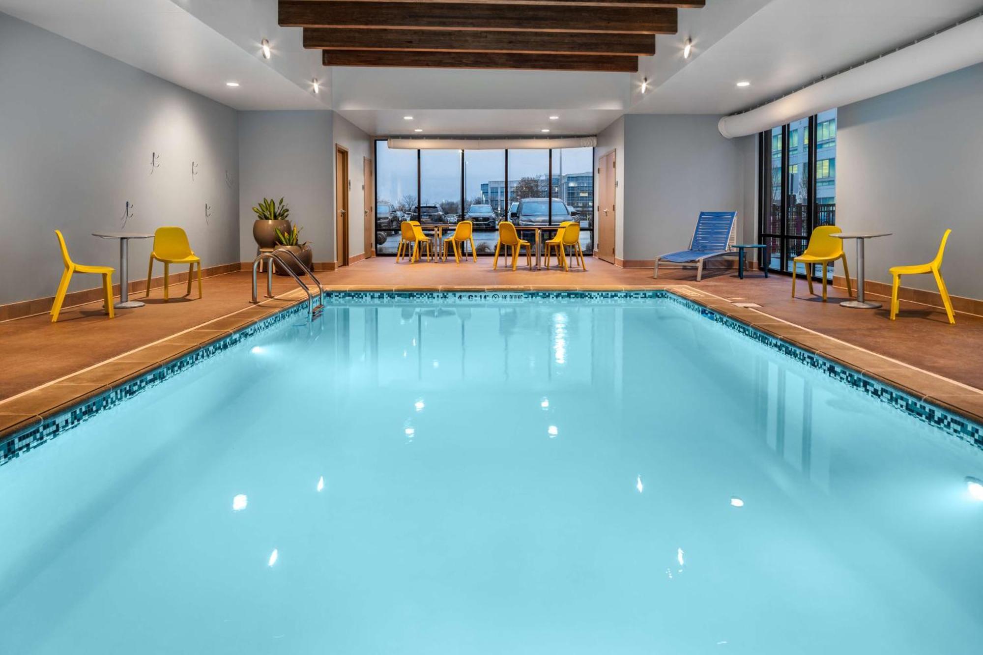 Home2 By Hilton North At Intech Park 3*
