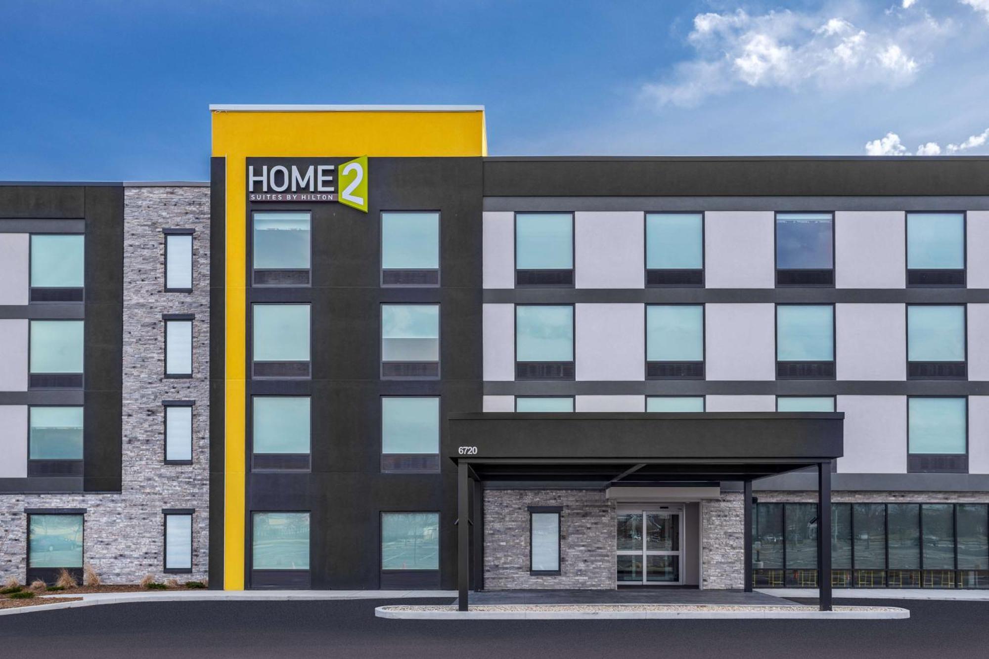 Hotel Home2 By Hilton North At Intech Park 3*