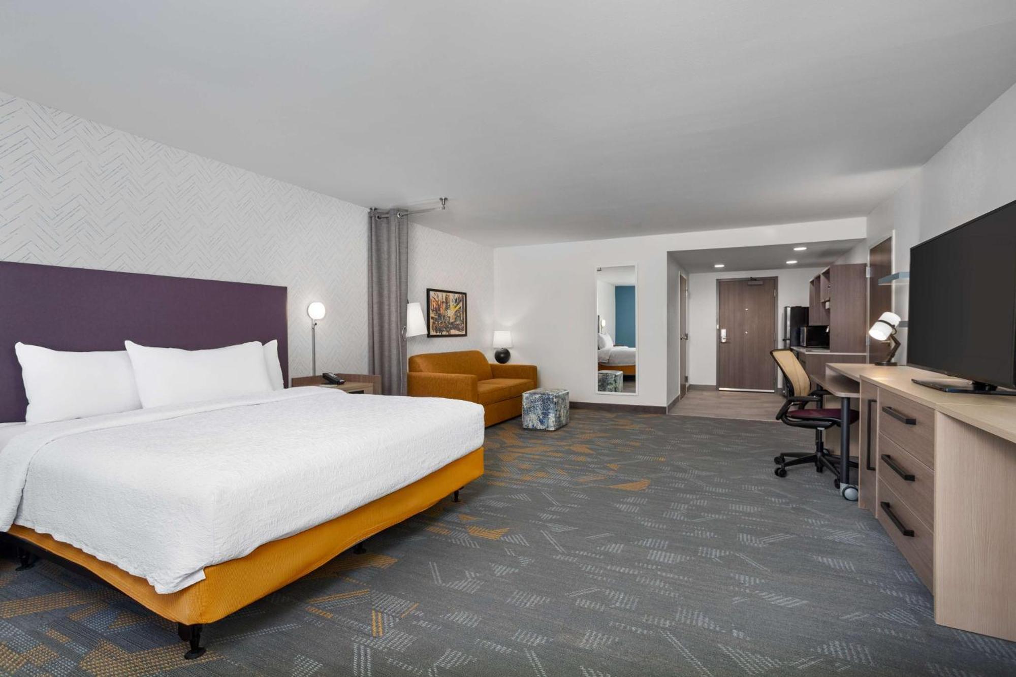 Hotel Home2 By Hilton North At Intech Park