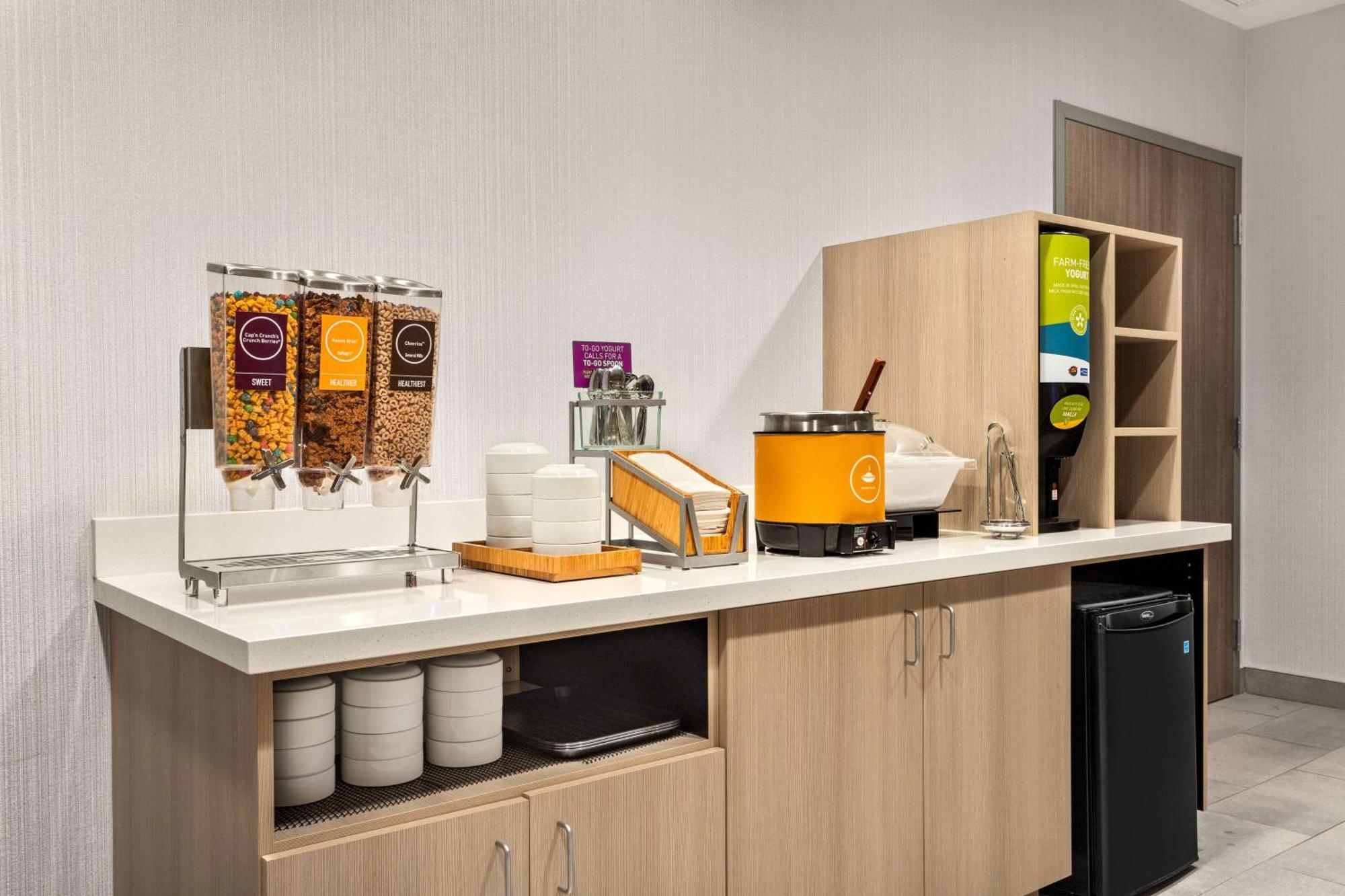 Home2 By Hilton North At Intech Park 3*