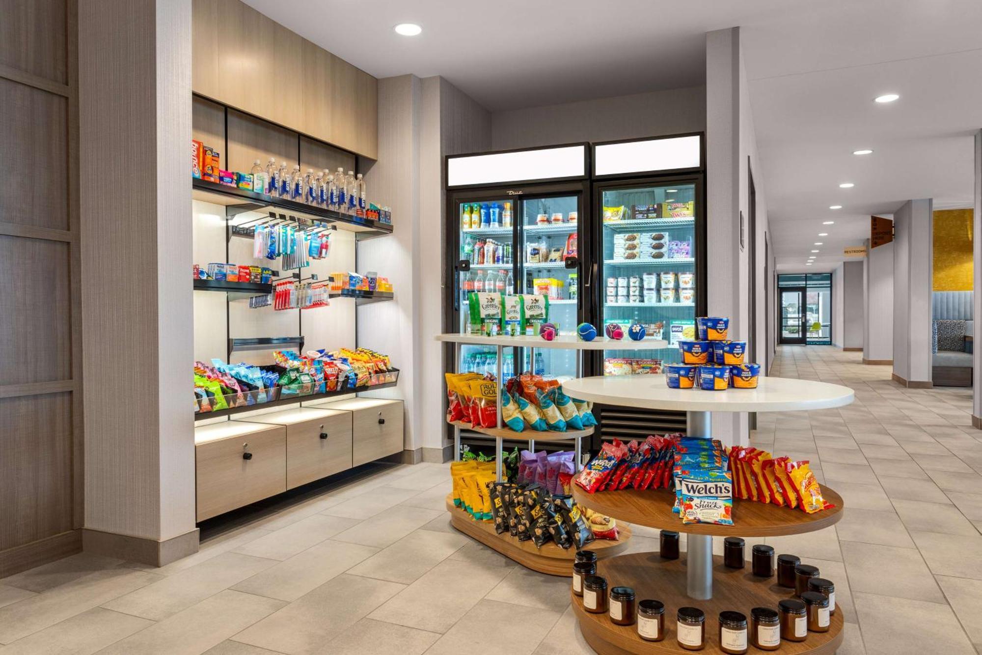Home2 By Hilton North At Intech Park Hotel Indianapolis