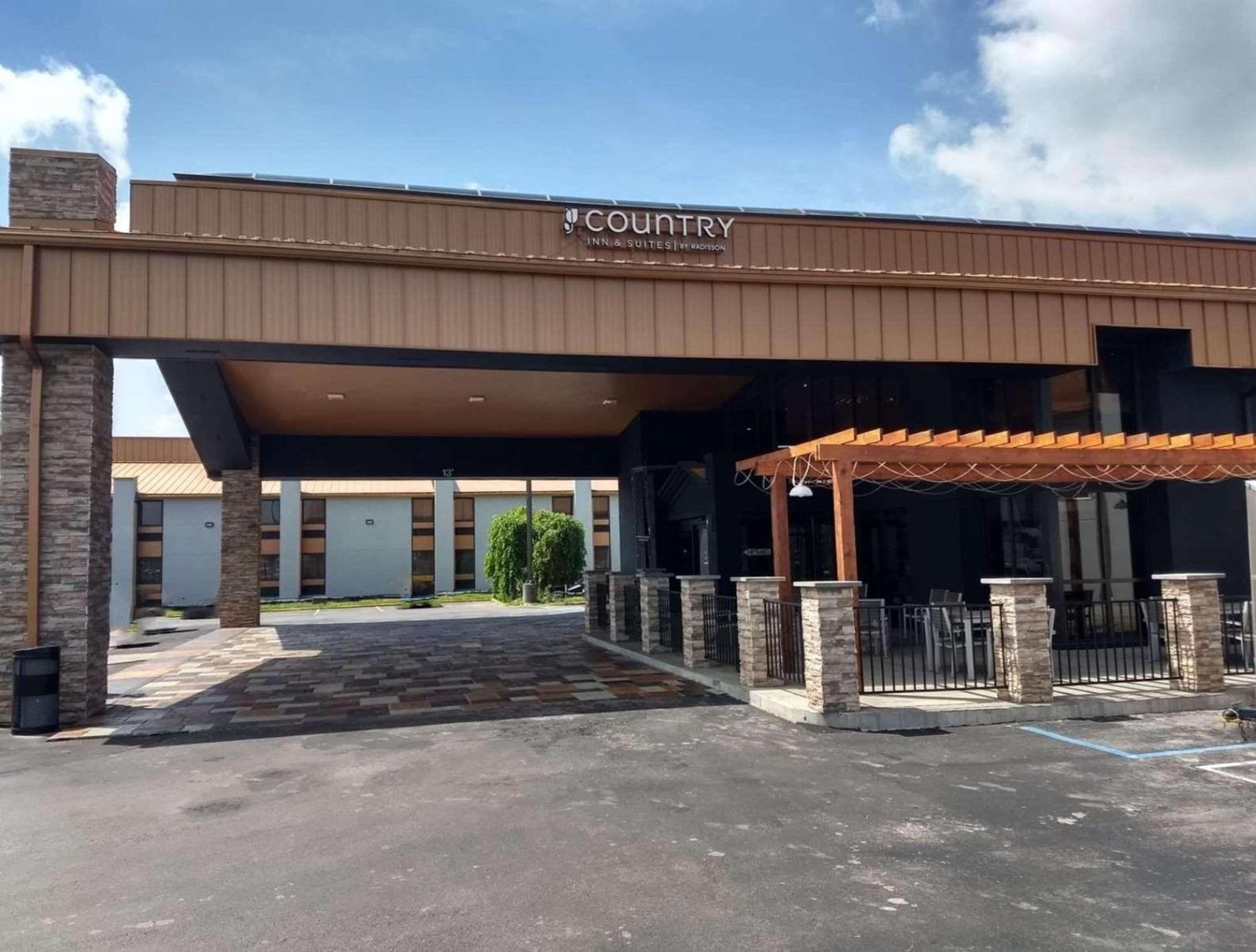 Country & By Radisson, East, In Hotel Indianapolis