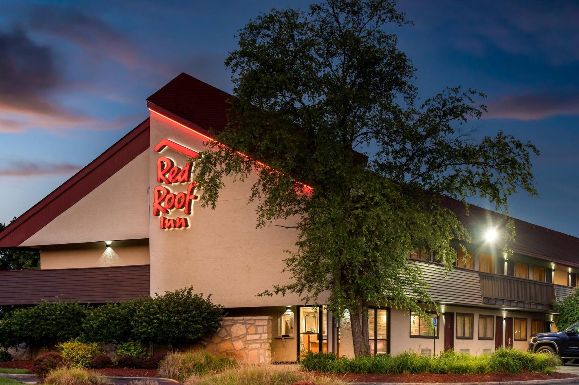Red Roof North - College Park Motel 2*