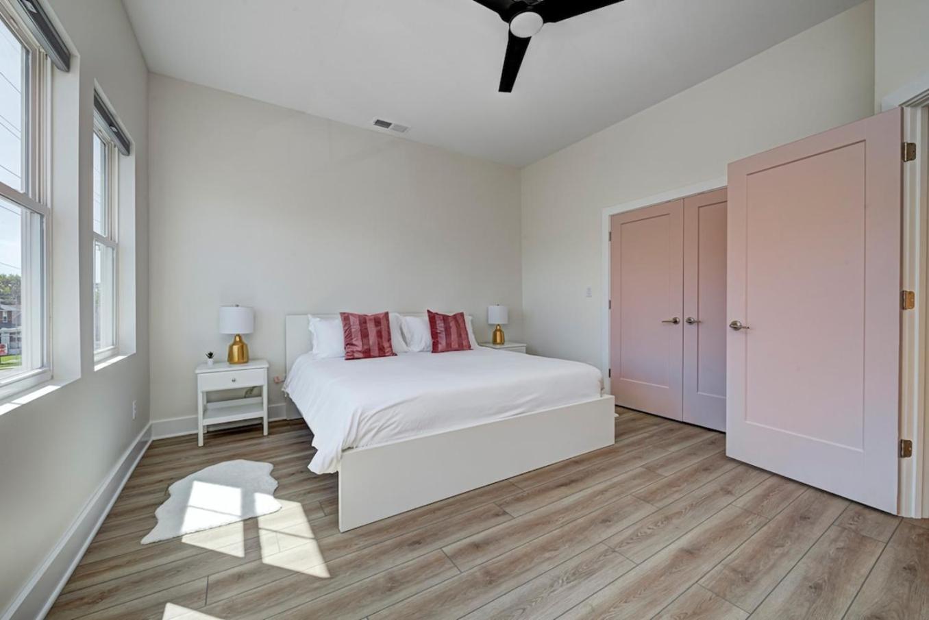 It's Good - Two Homes Sleeps 18 * Indianapolis