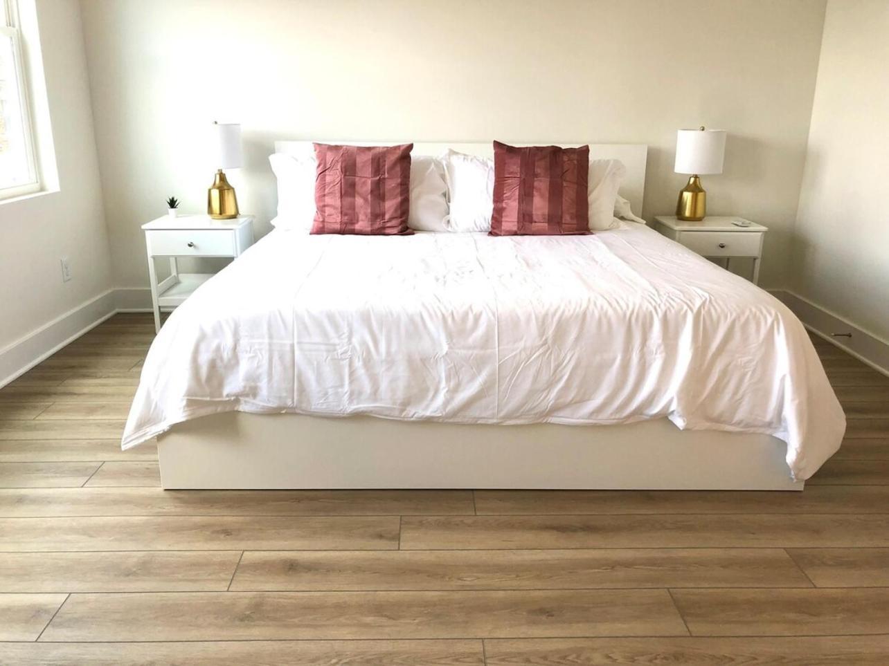 It's Good - Two Homes Sleeps 18