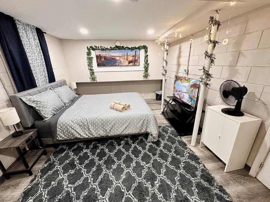Serene Cityscape Sanctuary Close To Downtown - Unit #5 * Indianapolis