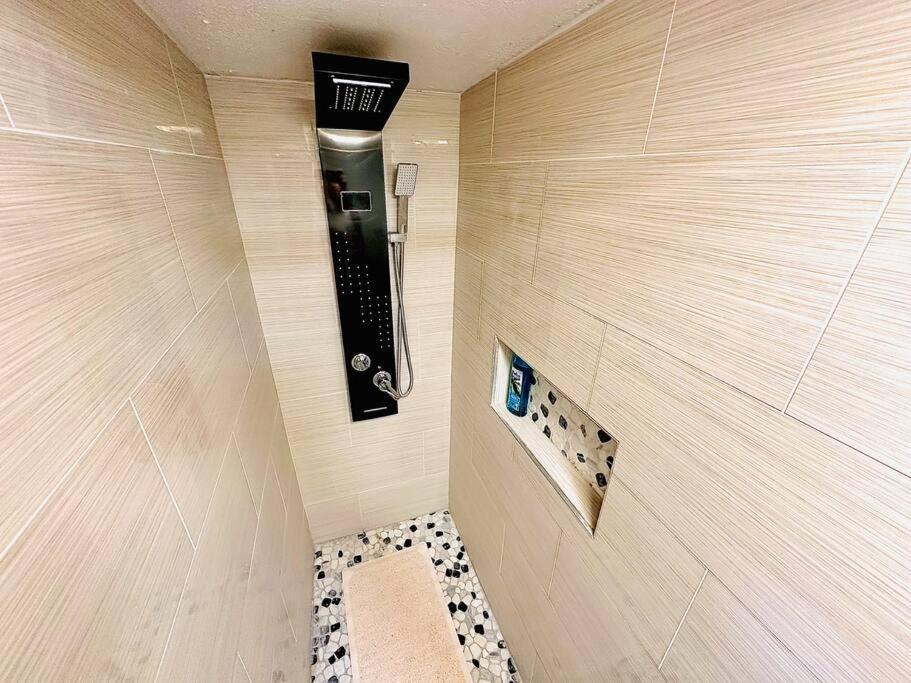 Serene Cityscape Sanctuary Close To Downtown - Unit #5 Apartment Indianapolis