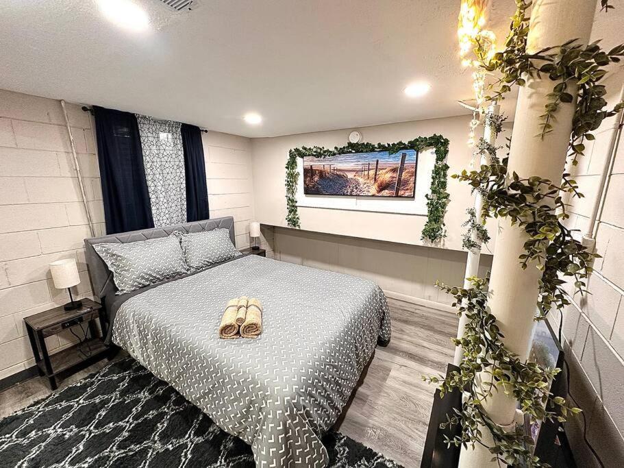Serene Cityscape Sanctuary Close To Downtown - Unit #5 Apartment Indianapolis