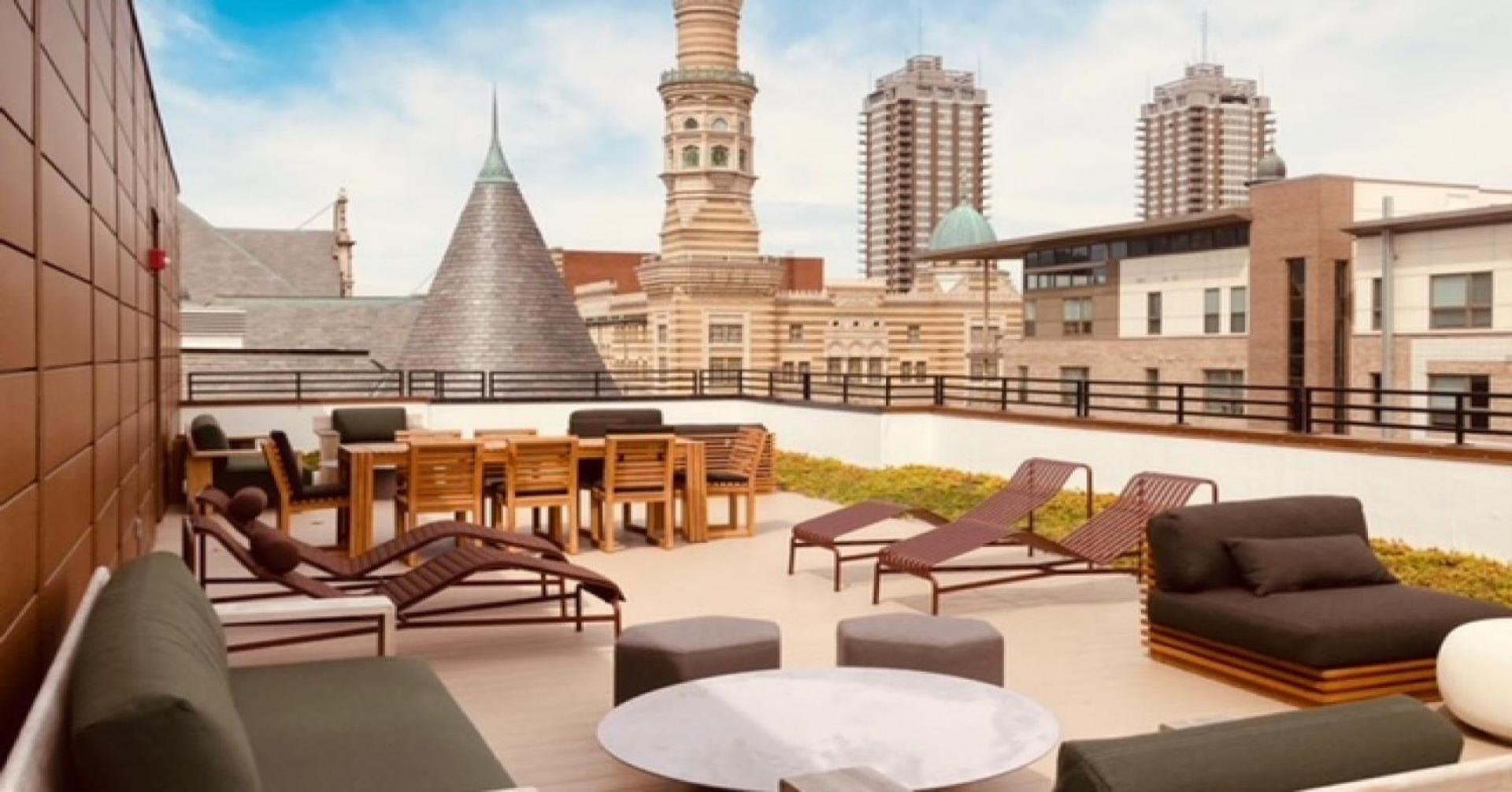 Cozysuites On Mass With Garage Parking #3 * Indianapolis