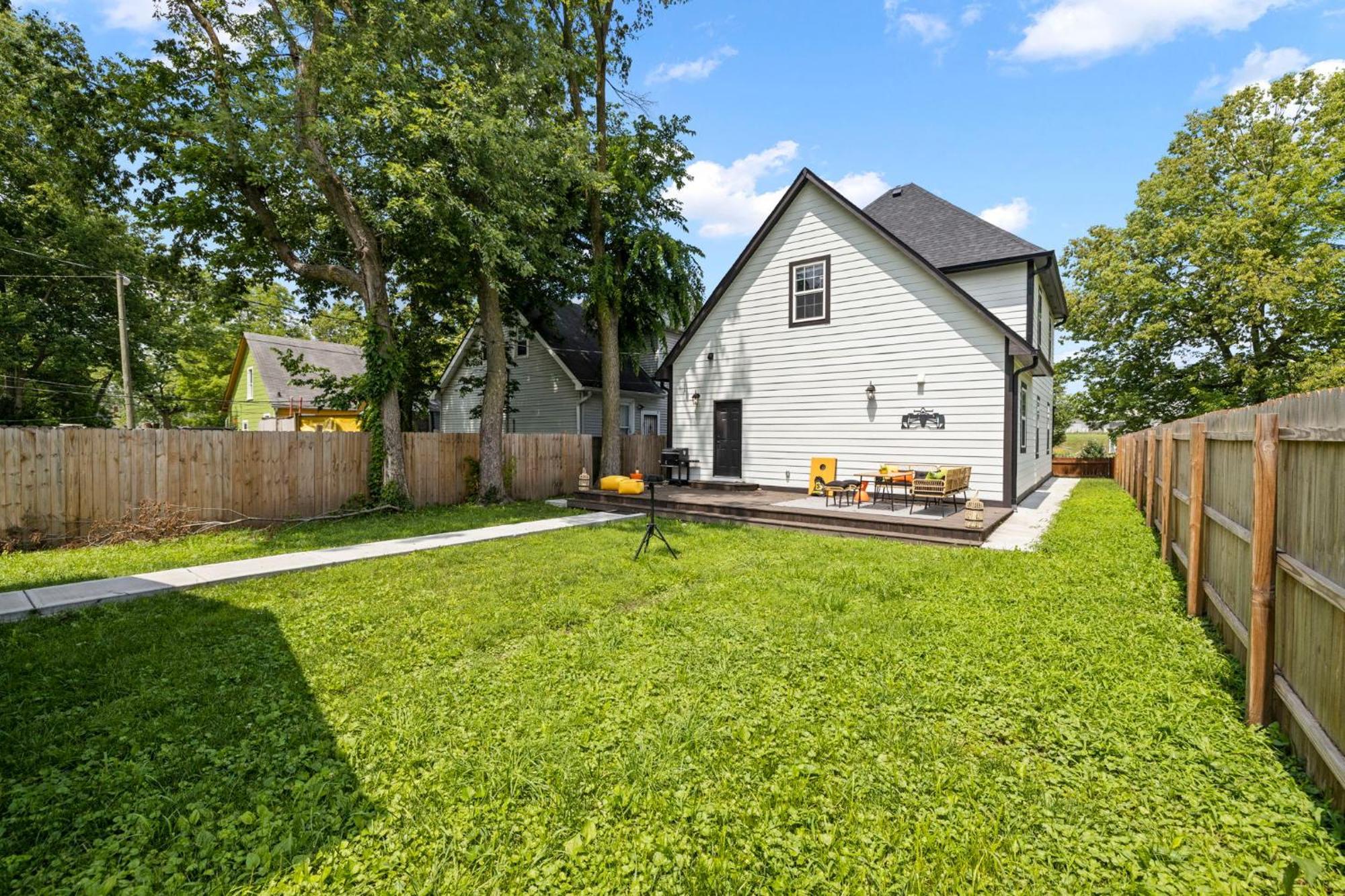Indy 5bd - Pingpong - Outdoor Movie - Bbq Holiday home *