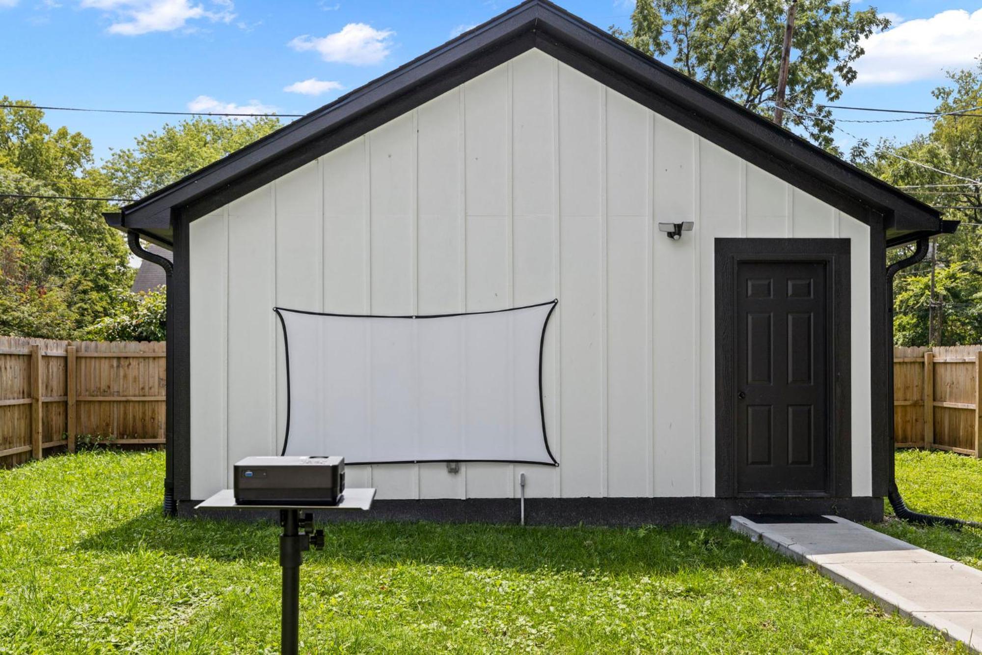 Holiday home Indy 5bd - Pingpong - Outdoor Movie - Bbq Indianapolis