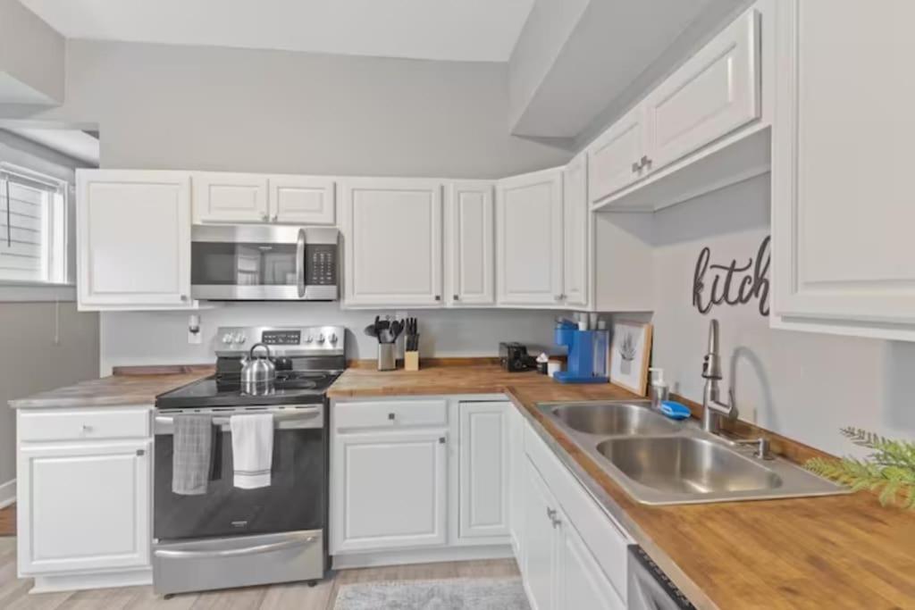 Sleep 8-king - 1600-sqft - Fountain Sq -baby Indianapolis