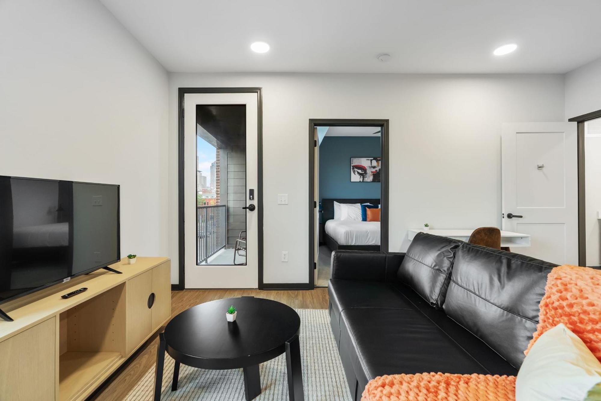 Apartment Cozysuites On Mass With Garage Parking #3 *