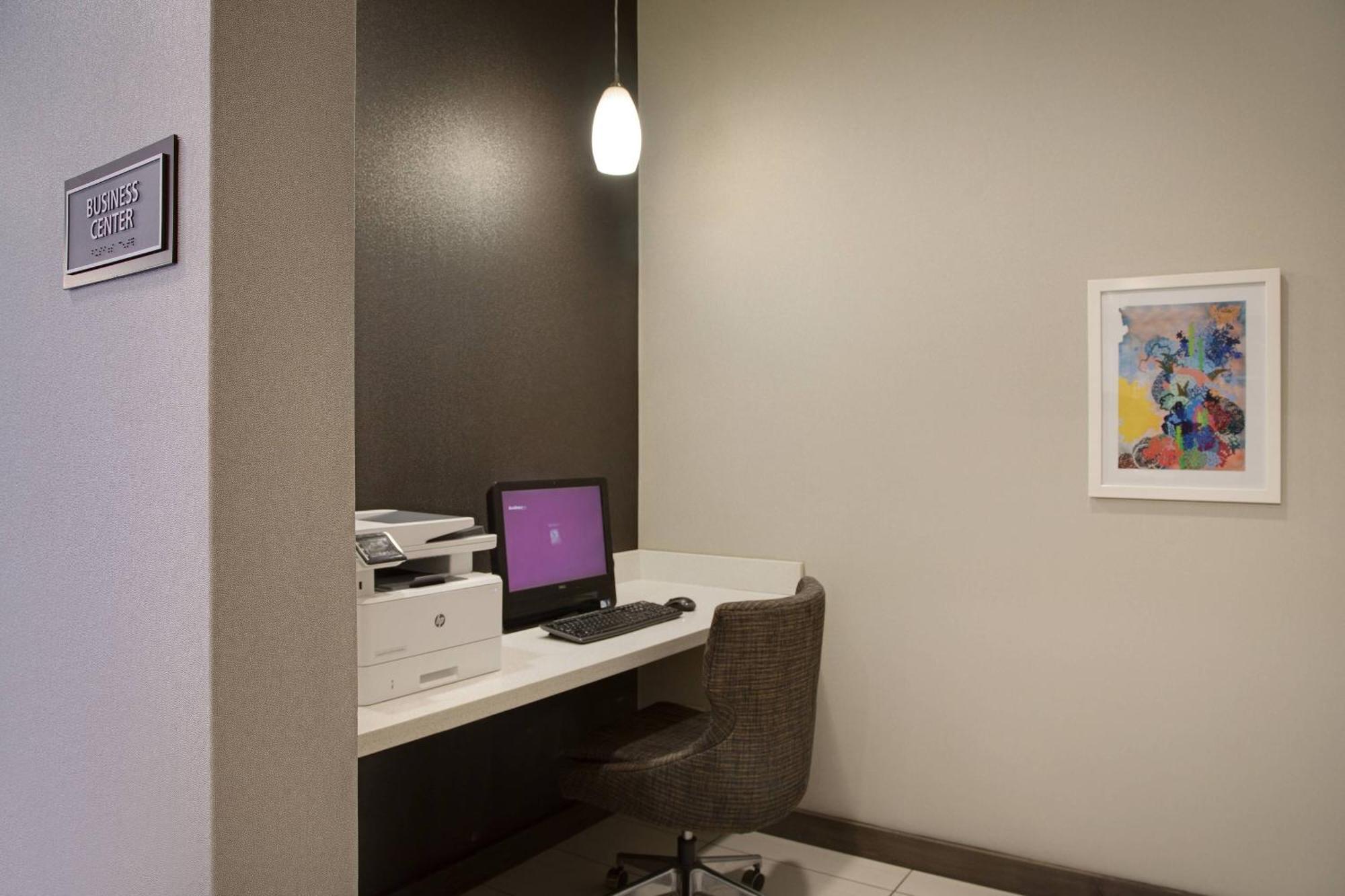Airport Hotel Indianapolis