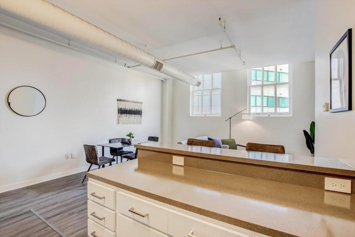 Apartment 2br Cozysuites With Direct Skybridge Access #10