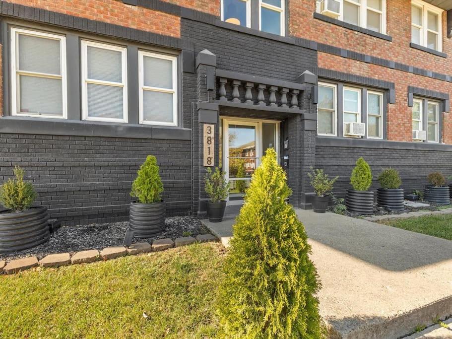 Convenient - Pet And Baby - Near Convention And Hospital Apartment