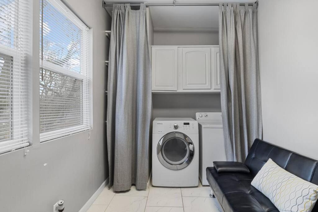 Pet&baby Friendly 2br W- In-unit Laundry Wifi Apartment Indianapolis