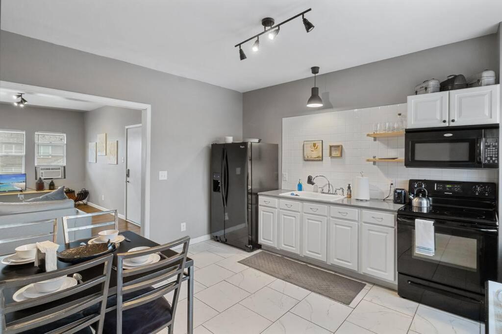 Pet&baby Friendly 2br W- In-unit Laundry Wifi