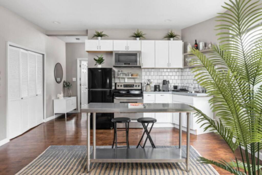 Cozy 1br Getaway - Bbq - Backyard - Pet - Friendly *