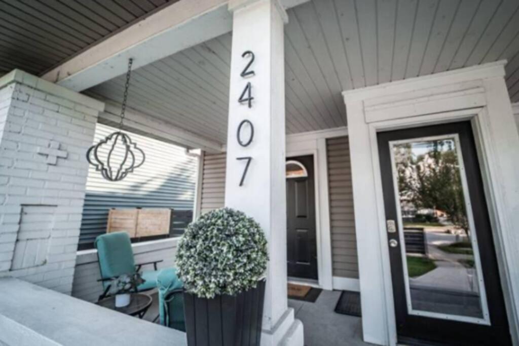 Cozy 1br Getaway - Bbq - Backyard - Pet - Friendly Indianapolis