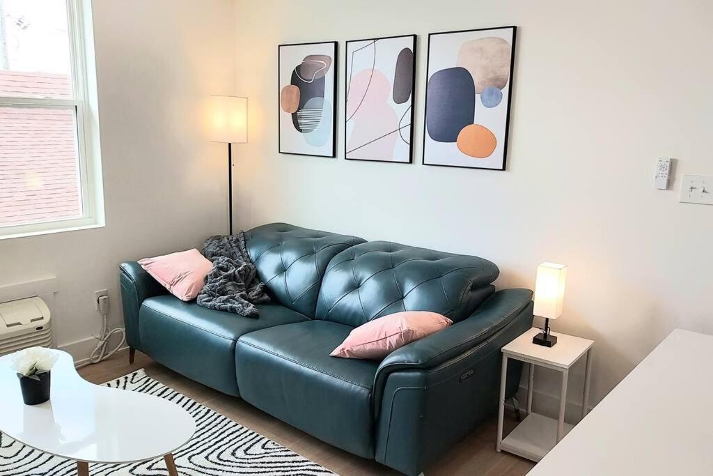 Great Location! 1br 1bath Carriagehouse Indianapolis