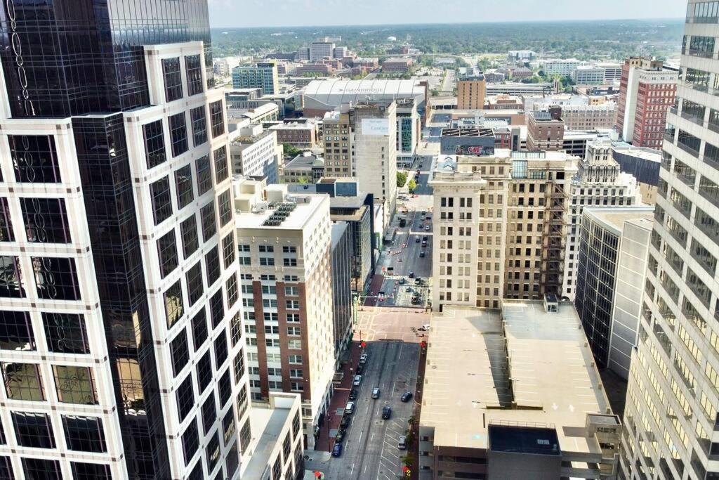 Downtown Penthouse W View Apartment Indianapolis
